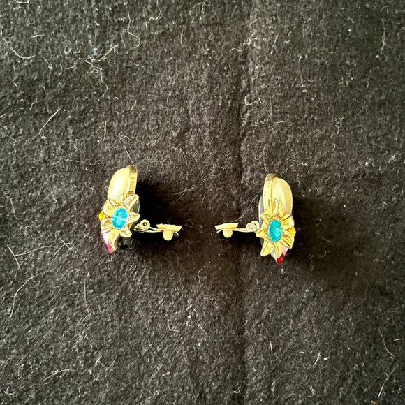 Retro 80’s Fun Funky Costume Clip Earrings - Picture 5 of 5